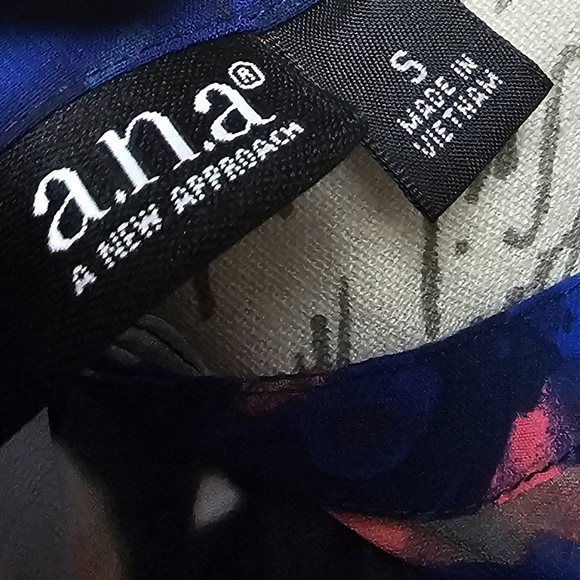 A.N.A. Hi-Low Tunic | Cuffed Sleeve | Sheer Blouse | Women's Size Small - Picture 7 of 9